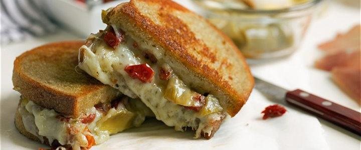 3 tips for unbelievably delicious grilled cheese