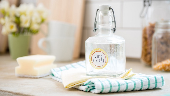 70+ Wonderful Uses of White Vinegar